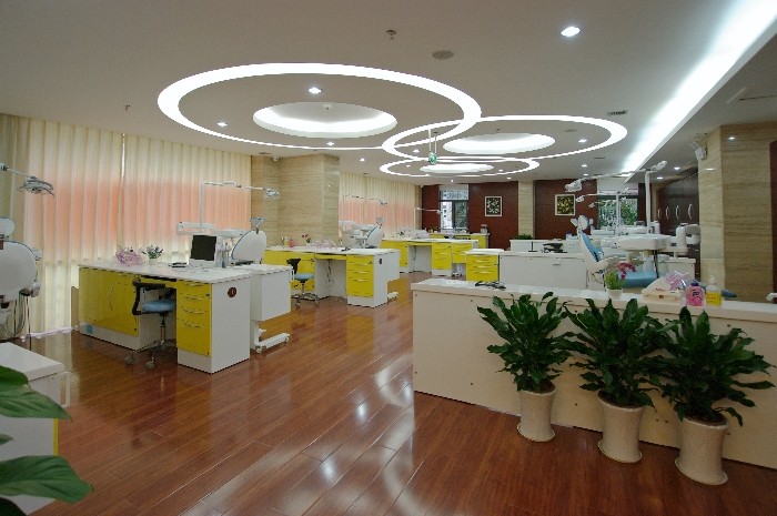 民主路700.jpg 工口实验室
工口实验室
工口实验室
简介 第 4 张